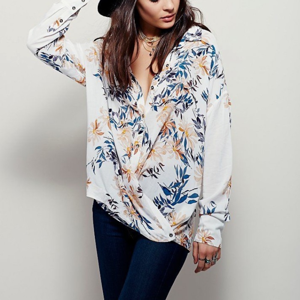 F R E E P E O P L E Tropical Button Down Blouse - image 1